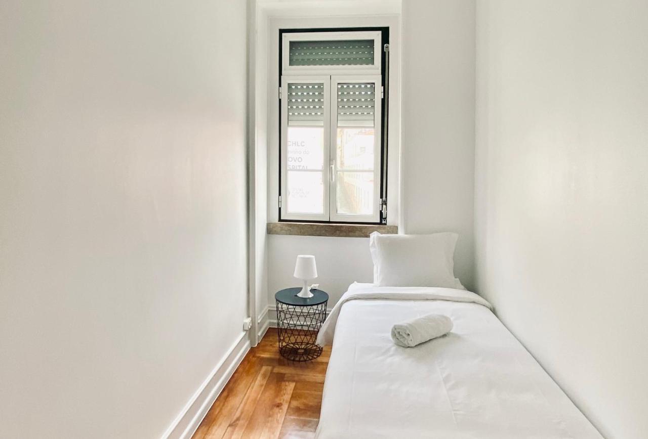 Saturdays Hostel Lisbon Exterior photo